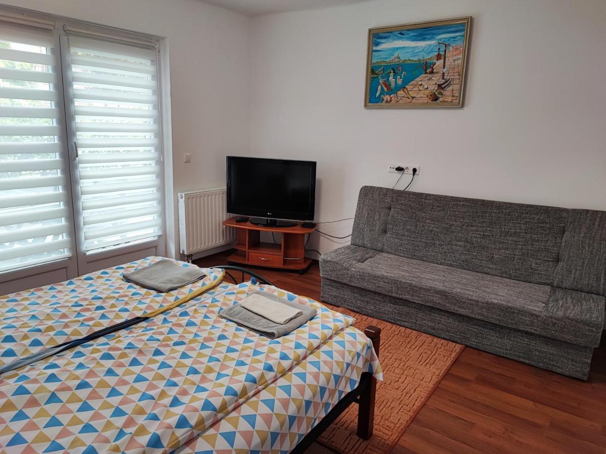 Bm Apartman Zalakaros Luaran gambar